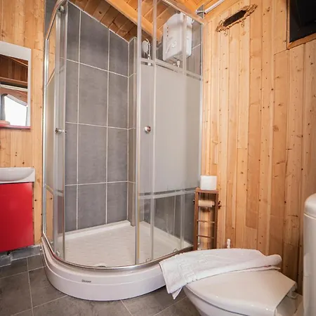펜션 Luxurious Bungalow With Private Pool And Jacuzzi In Fethiye, Mugla